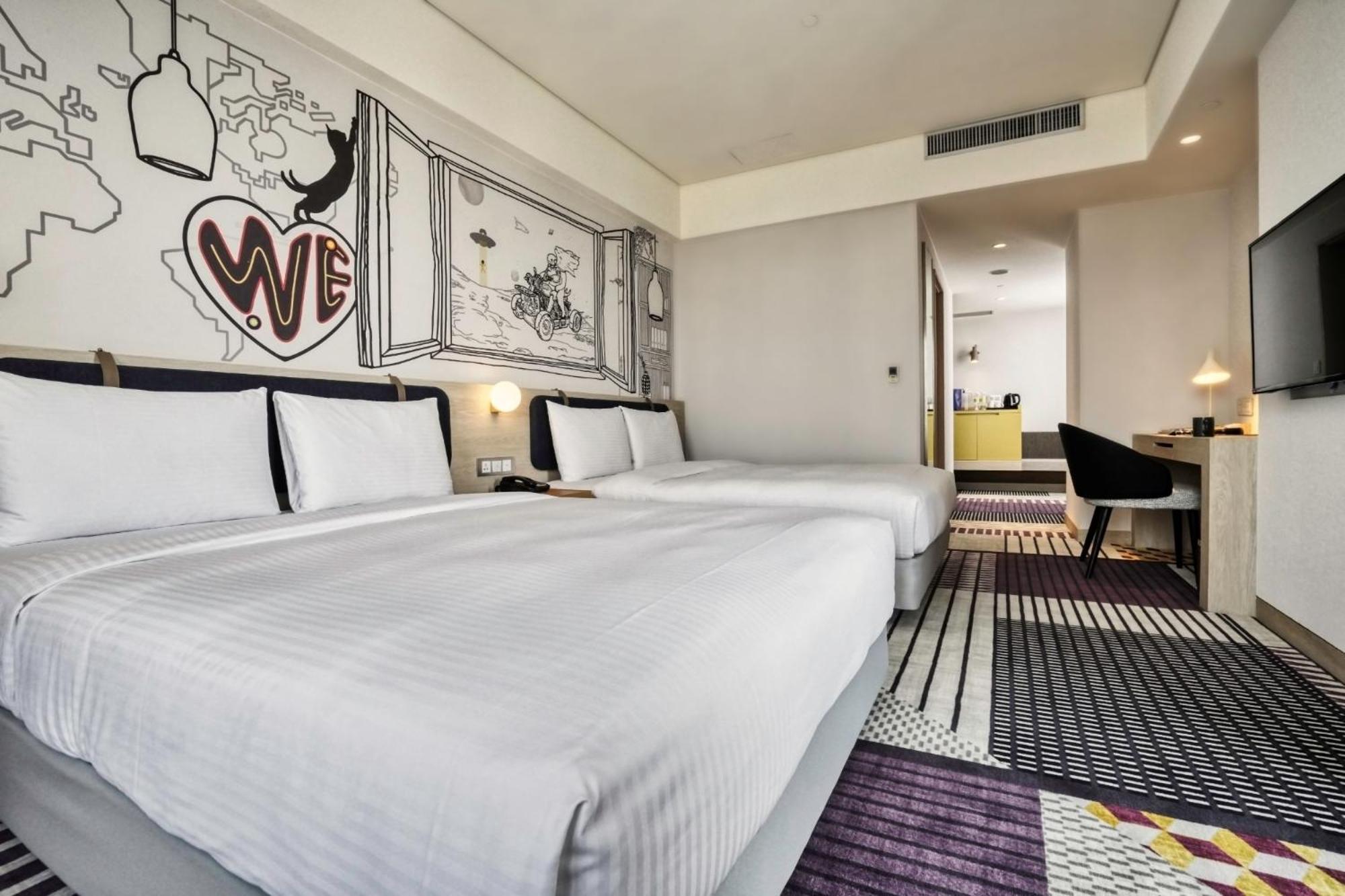 Two Tails Luzhou Hotel